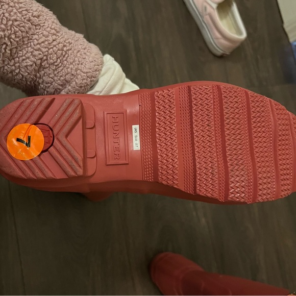 Bright pink hunter boots size 7 - Picture 3 of 7